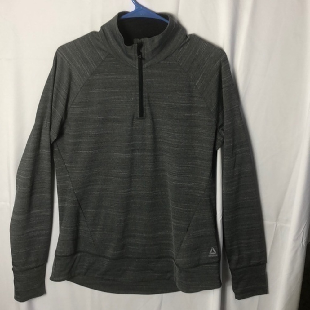 Reebok Women’s Long Sleeve Pullover Size Large